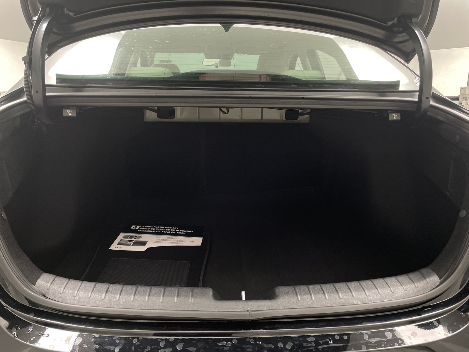 Thumbnail: 2023 Kia Forte - 7