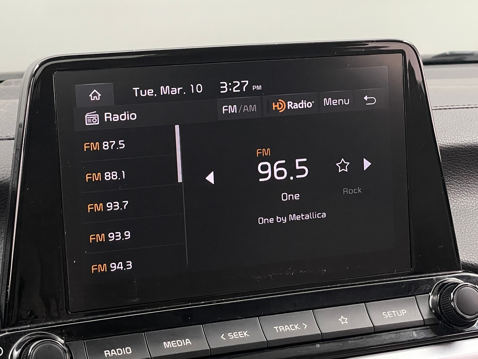 Thumbnail: 2023 Kia Forte - 4