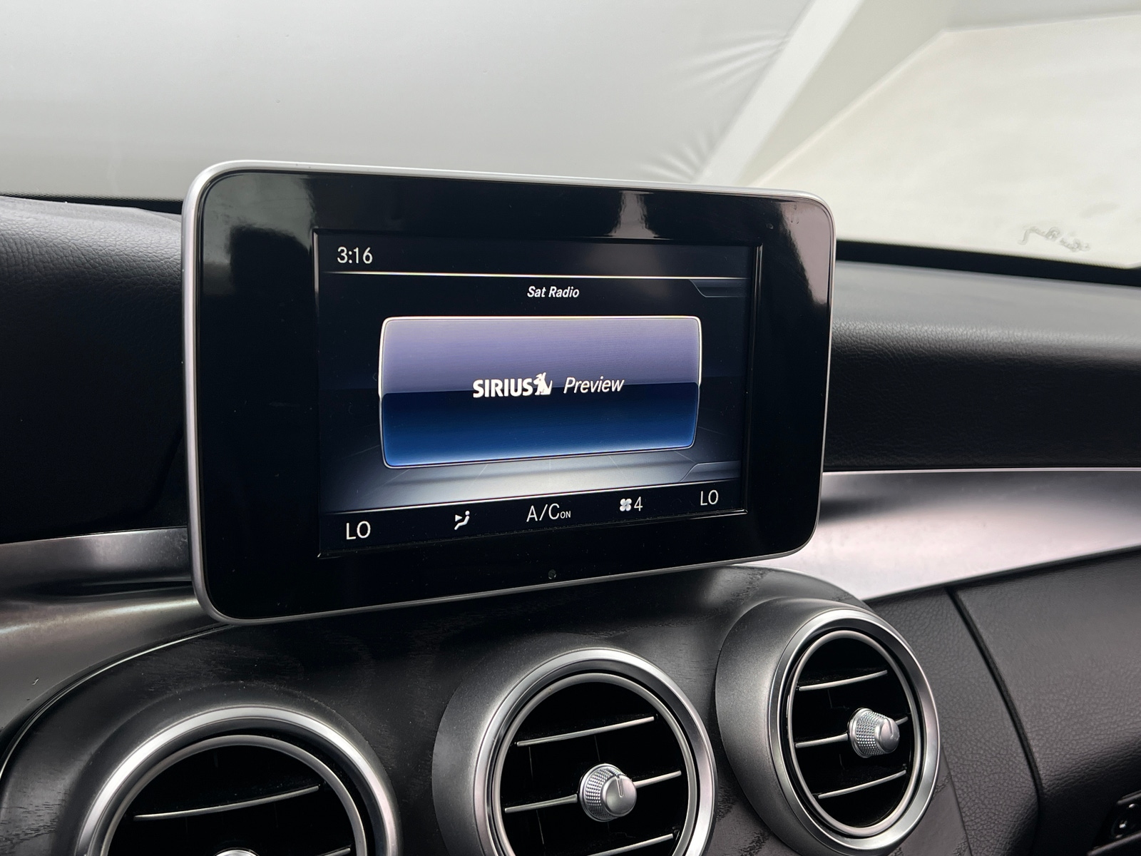 Thumbnail: 2017 Mercedes-Benz C-Class - 3