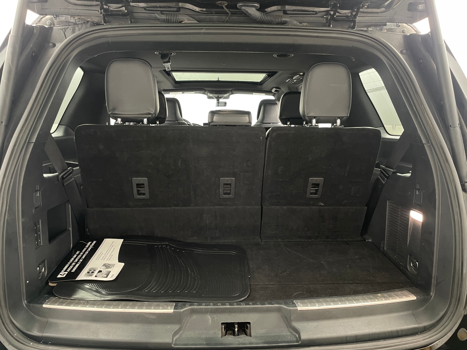 Thumbnail: 2024 Lincoln Navigator - 6