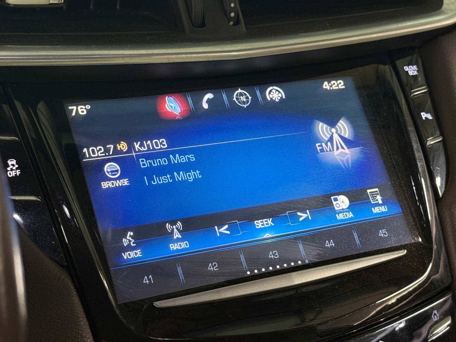 Thumbnail: 2013 Cadillac XTS - 3