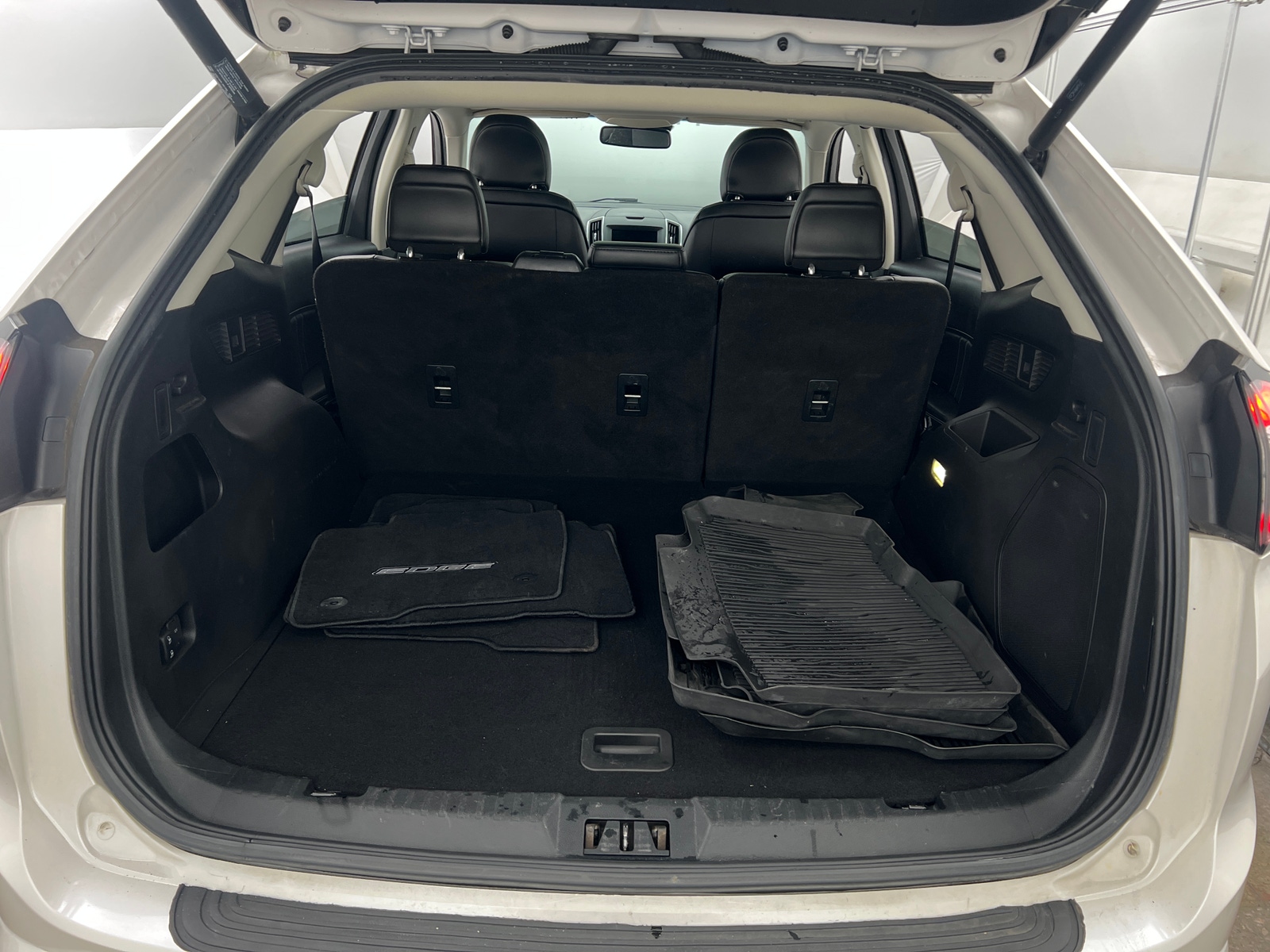 Thumbnail: 2018 Ford Edge - 7