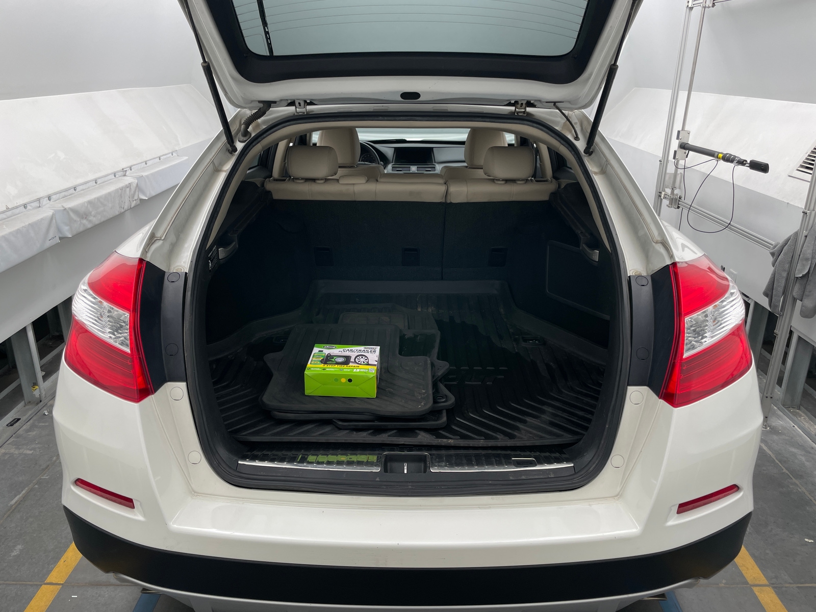 Thumbnail: 2013 Honda Crosstour - 6