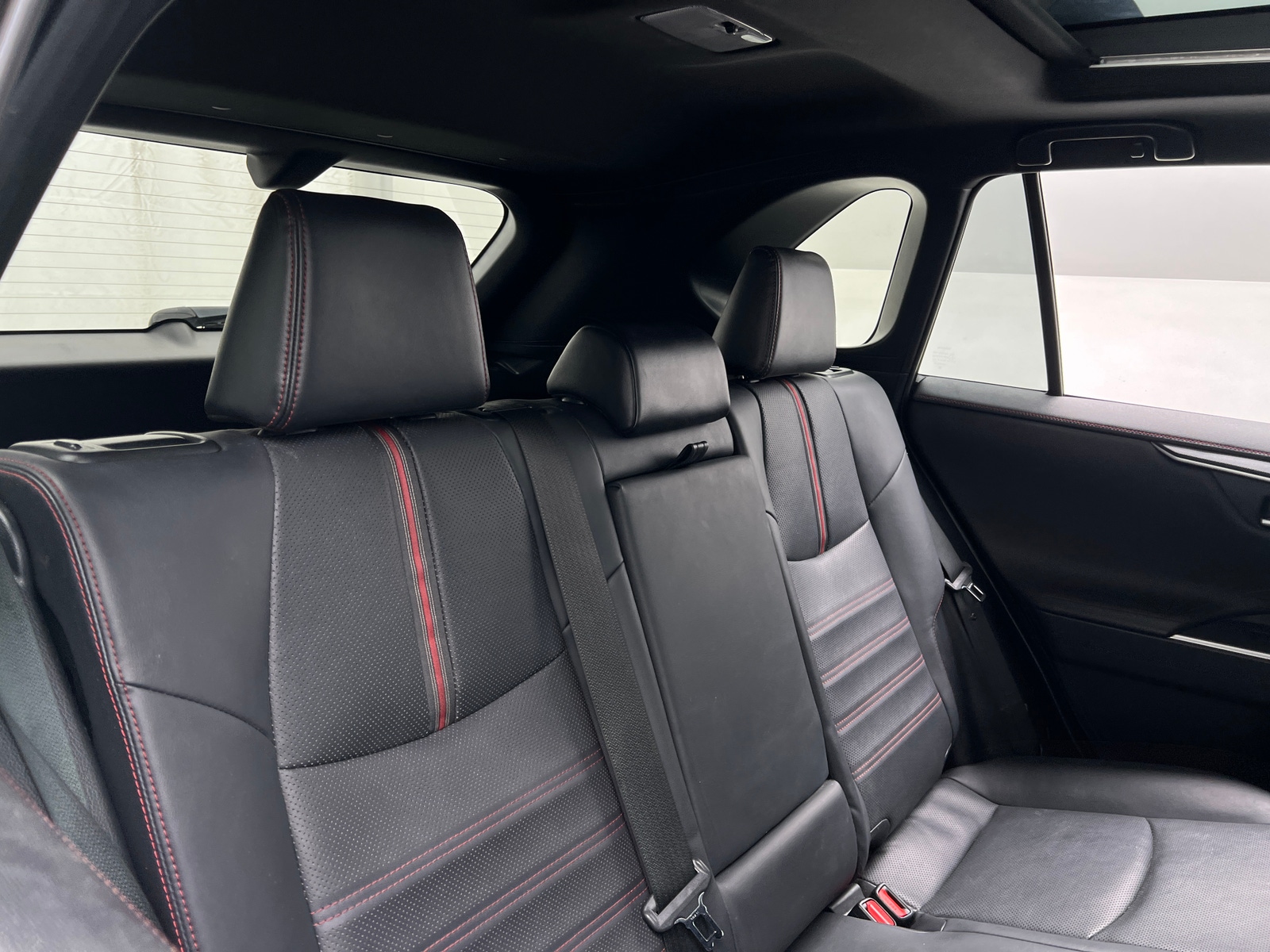 Thumbnail: 2021 Toyota RAV4 - 5