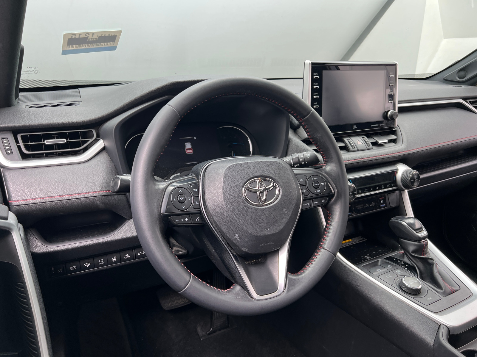 Thumbnail: 2021 Toyota RAV4 - 4