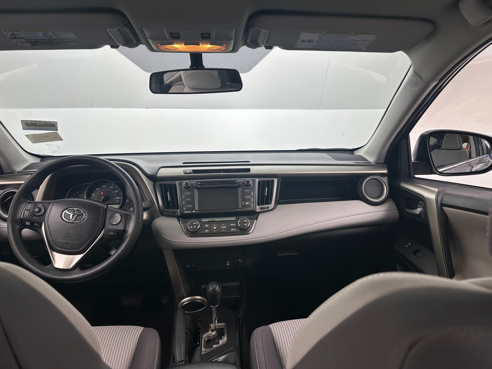 Thumbnail: 2014 Toyota RAV4 - 3