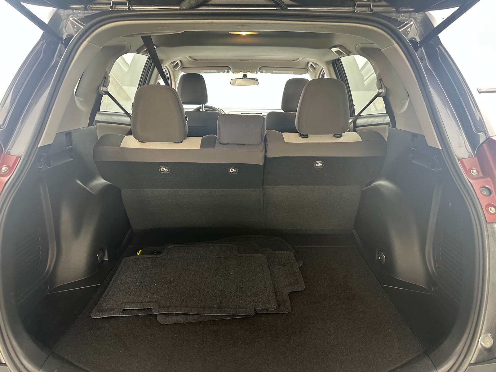 Thumbnail: 2014 Toyota RAV4 - 7