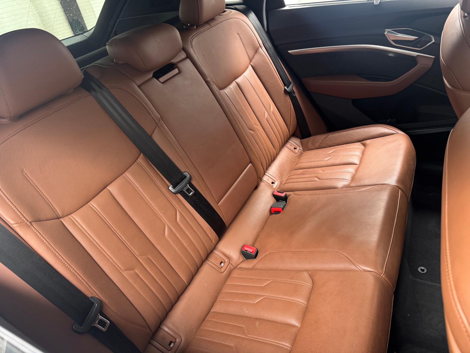 Thumbnail: 2019 Audi e-tron - 5