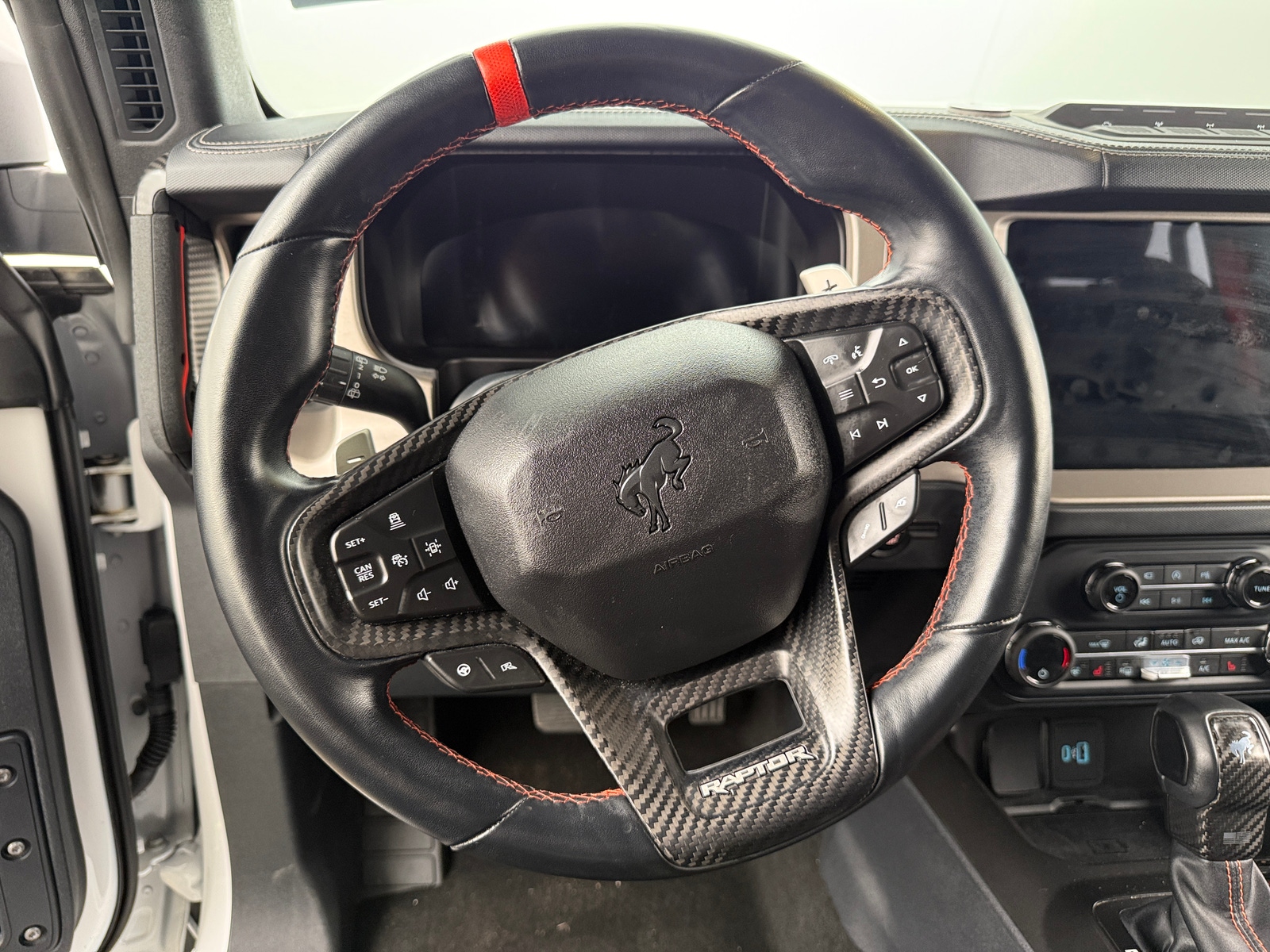 Thumbnail: 2023 Ford Bronco - 4