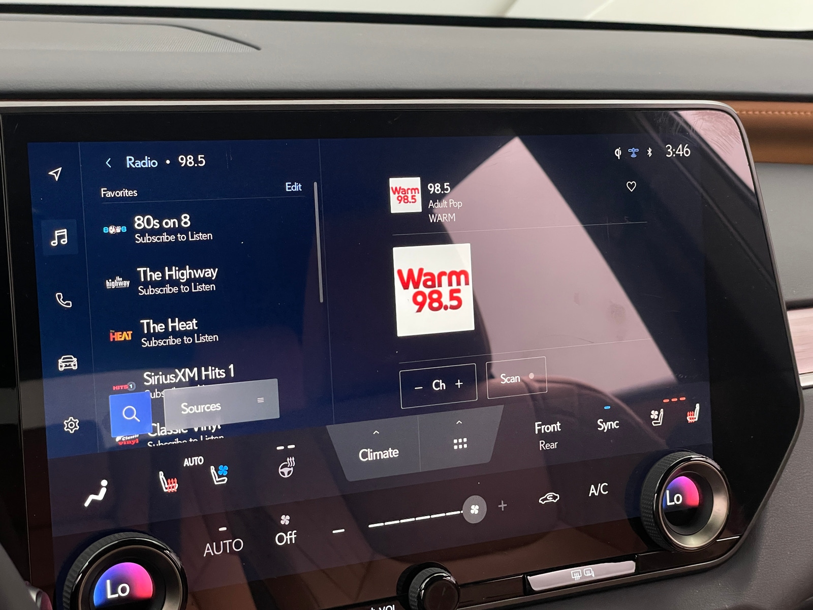 Thumbnail: 2025 Lexus RX - 4