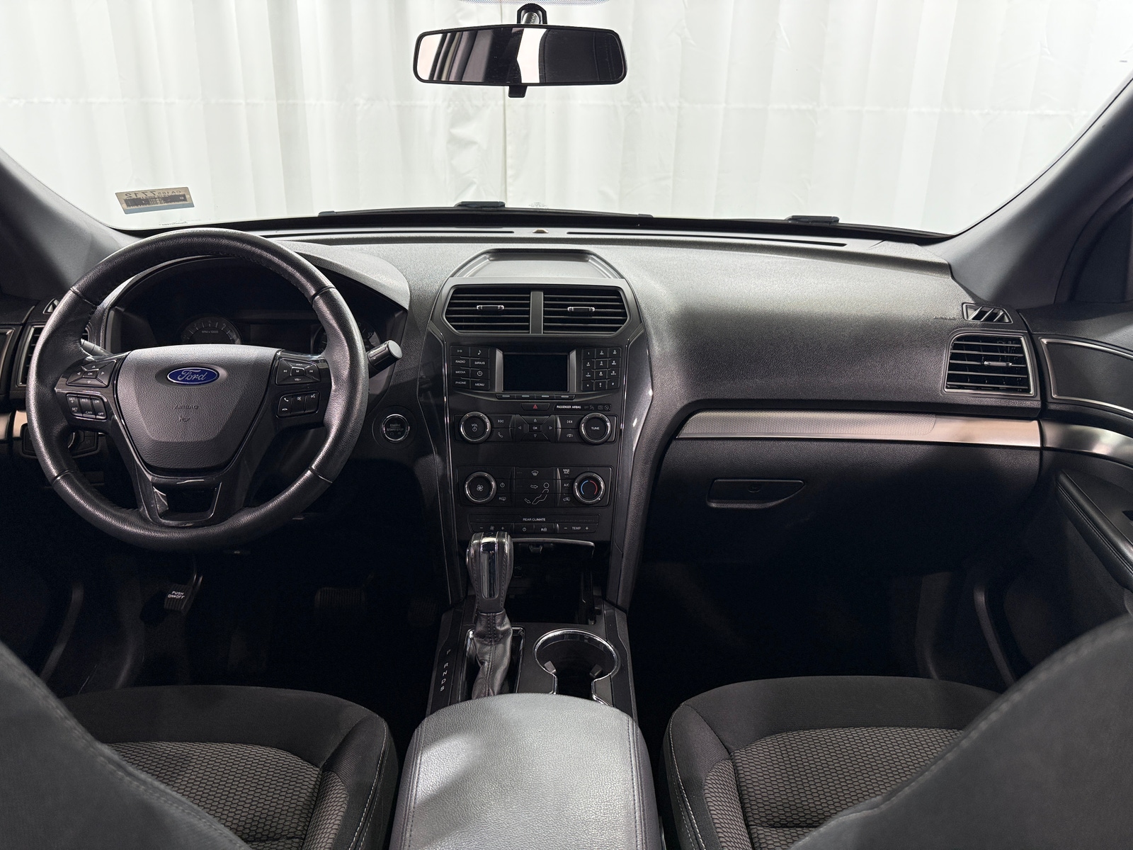 Thumbnail: 2018 Ford Explorer - 3