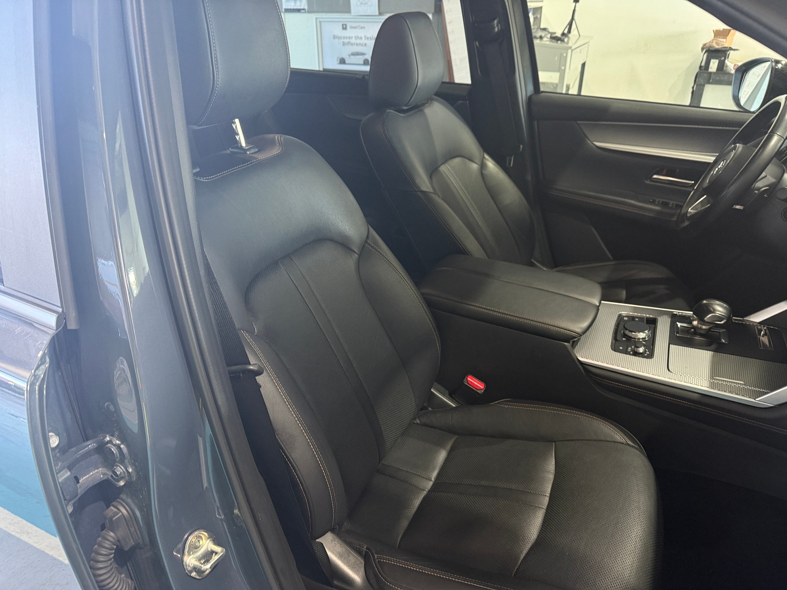 Thumbnail: 2025 Mazda CX-70 - 2