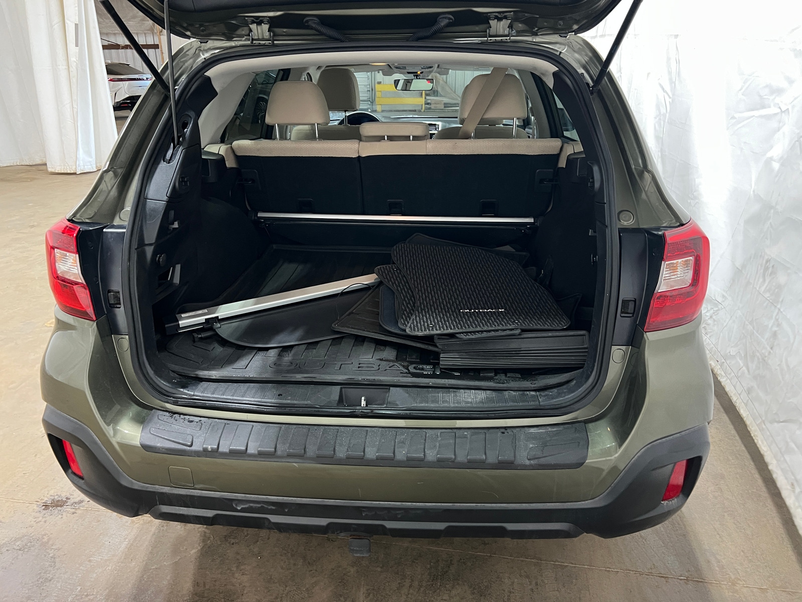 Thumbnail: 2018 Subaru Outback - 7