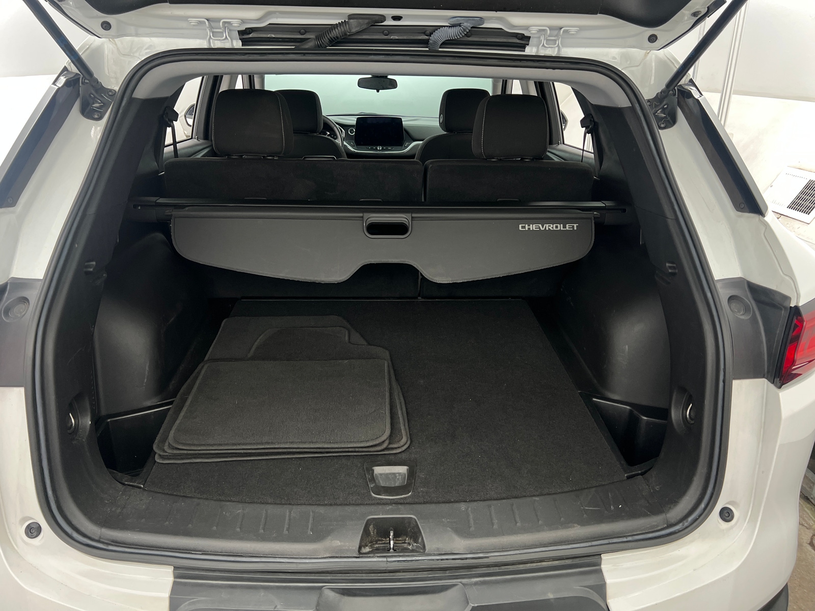 Thumbnail: 2023 Chevrolet Blazer - 7