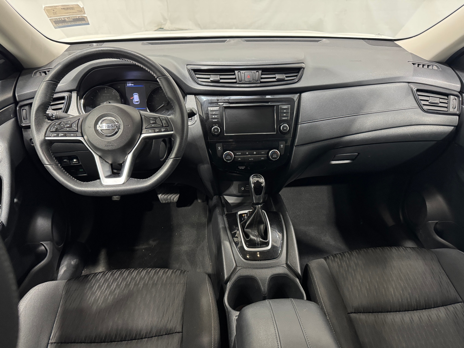 Thumbnail: 2020 Nissan Rogue - 3