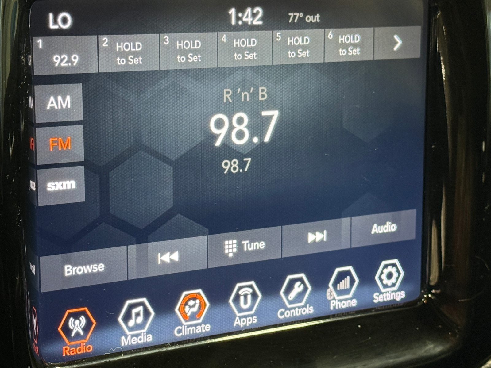 Thumbnail: 2018 Jeep Compass - 3