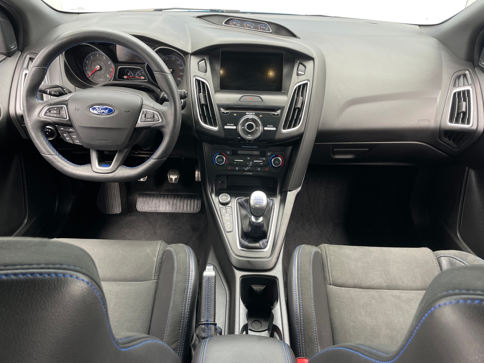 Thumbnail: 2017 Ford Focus - 2