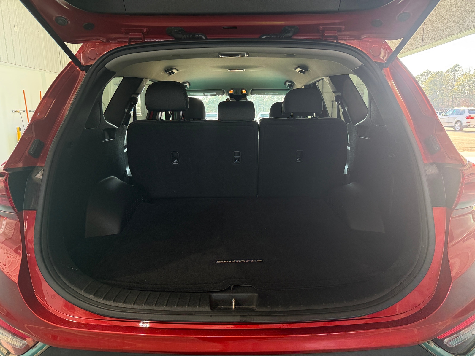 Thumbnail: 2019 Hyundai Santa Fe - 7