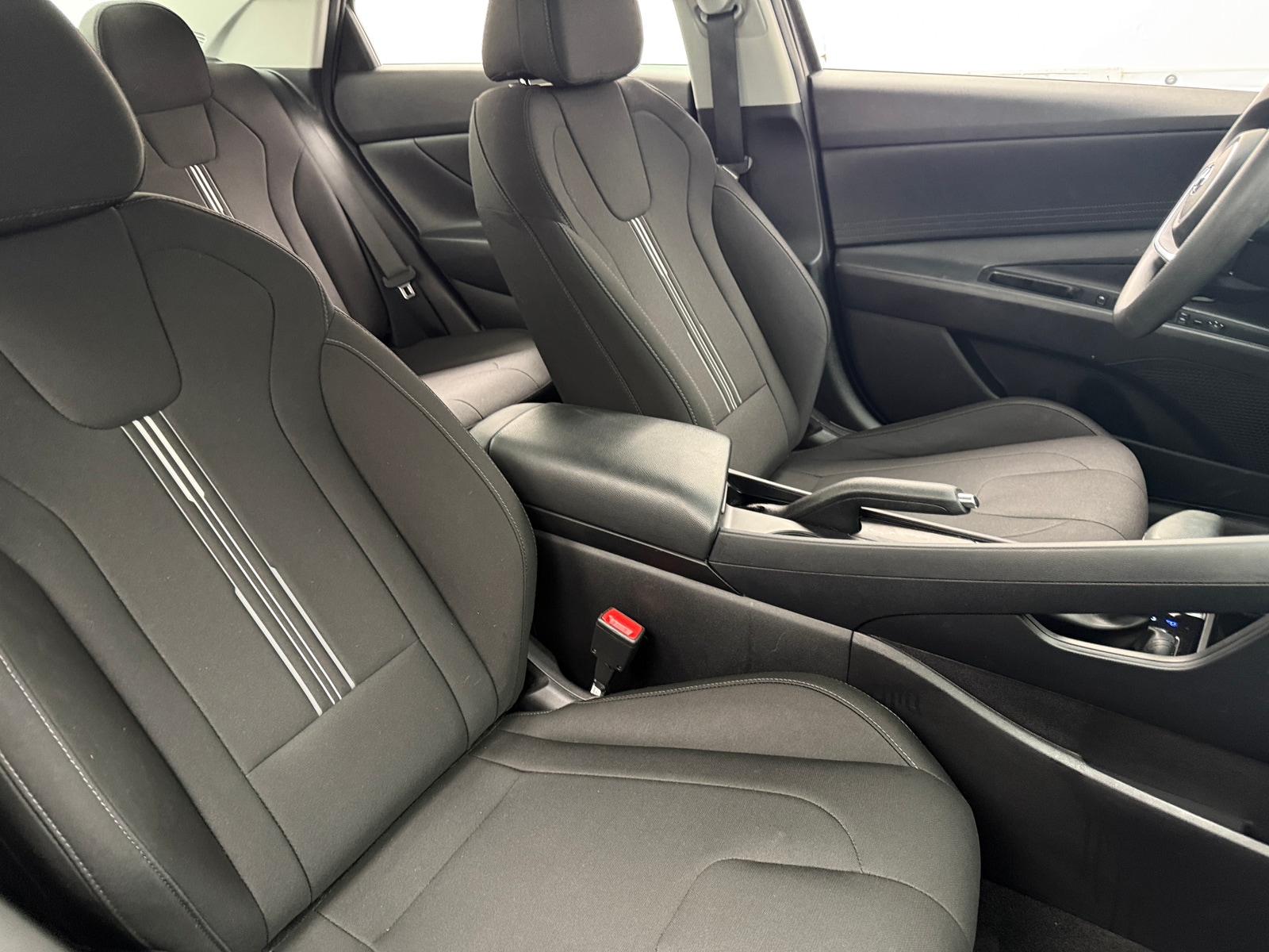 Thumbnail: 2021 Hyundai Elantra - 2