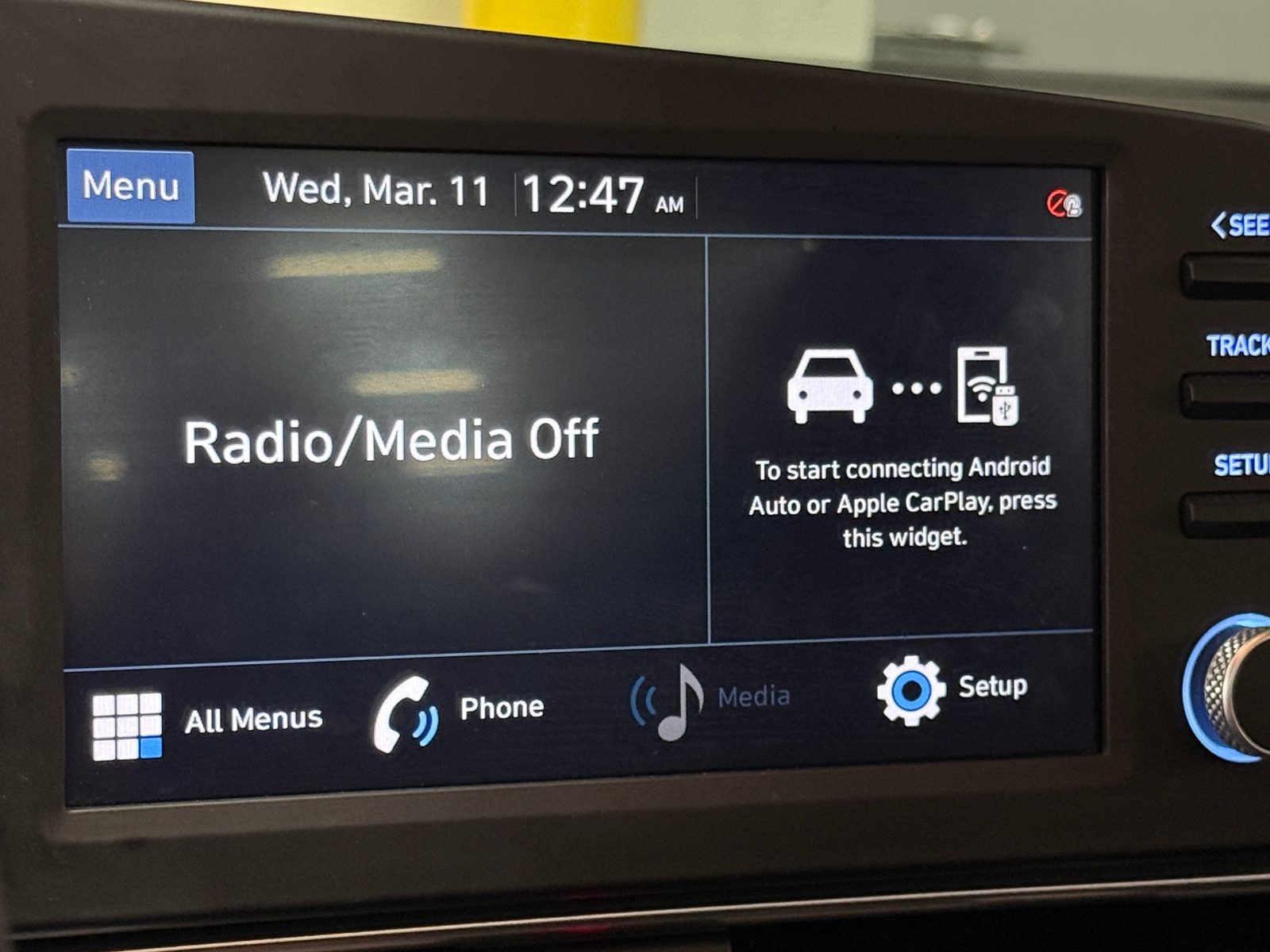 Thumbnail: 2021 Hyundai Elantra - 4
