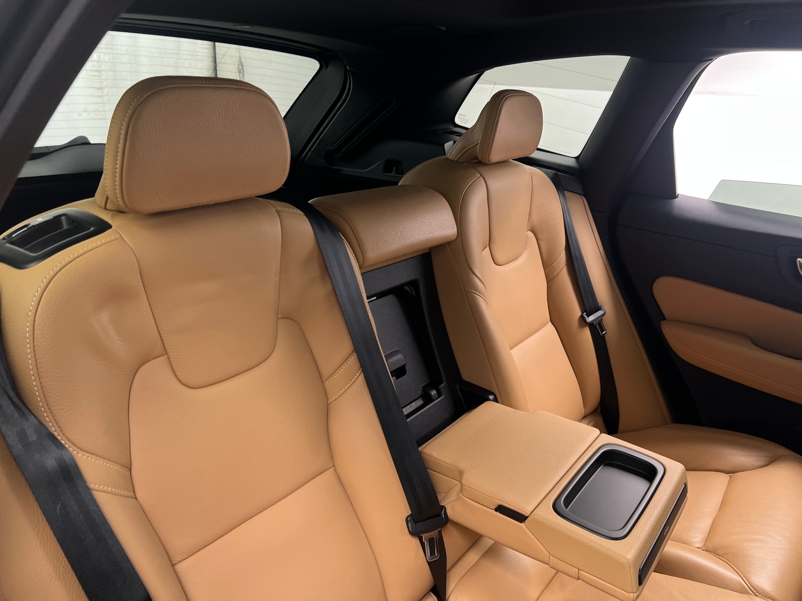 Thumbnail: 2020 Volvo XC60 - 5