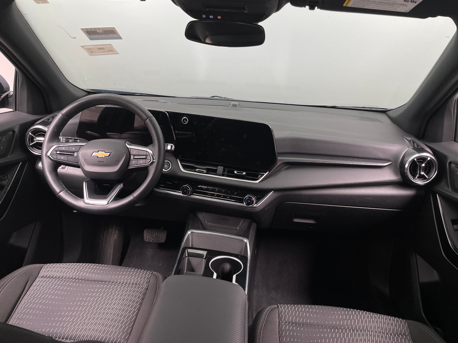 Thumbnail: 2025 Chevrolet Equinox - 3