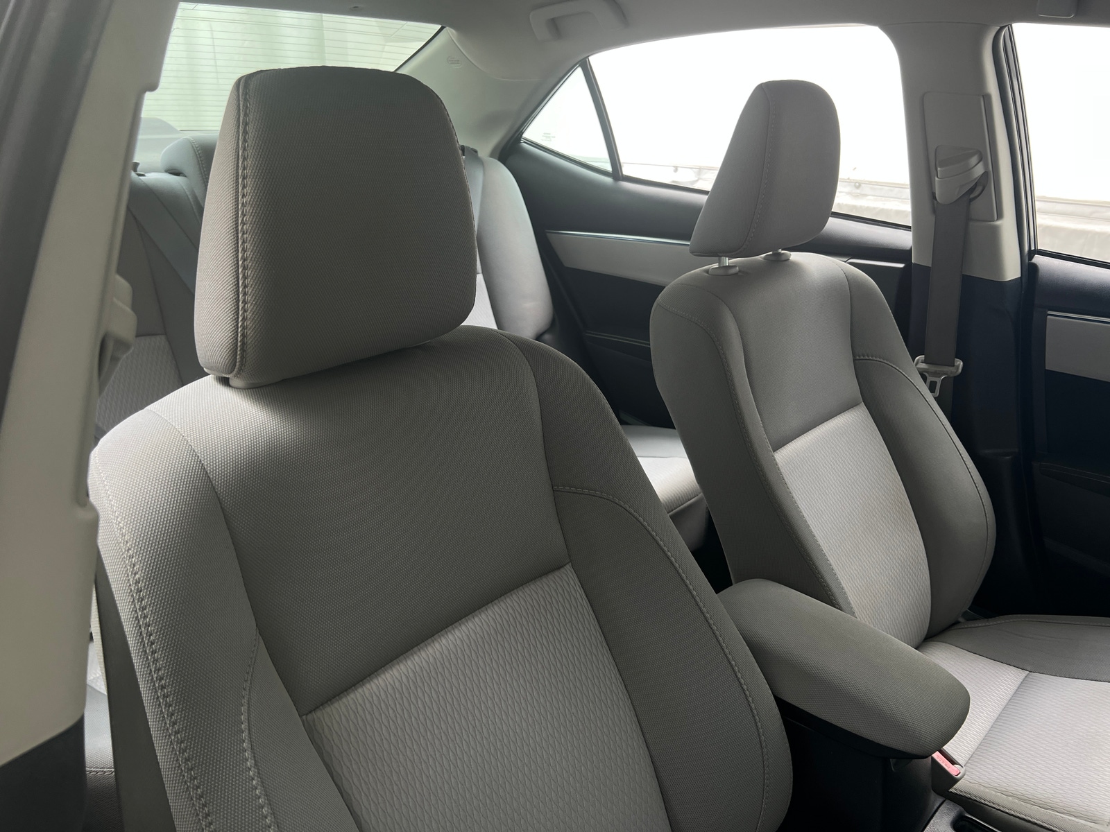 Thumbnail: 2014 Toyota Corolla - 2