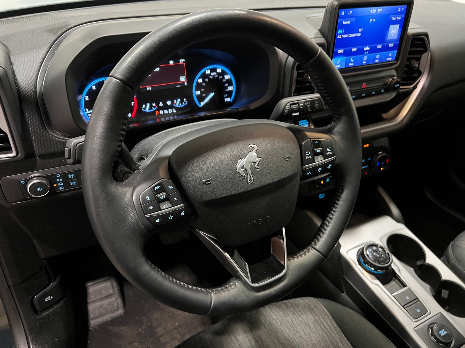 Thumbnail: 2022 Ford Bronco Sport - 5