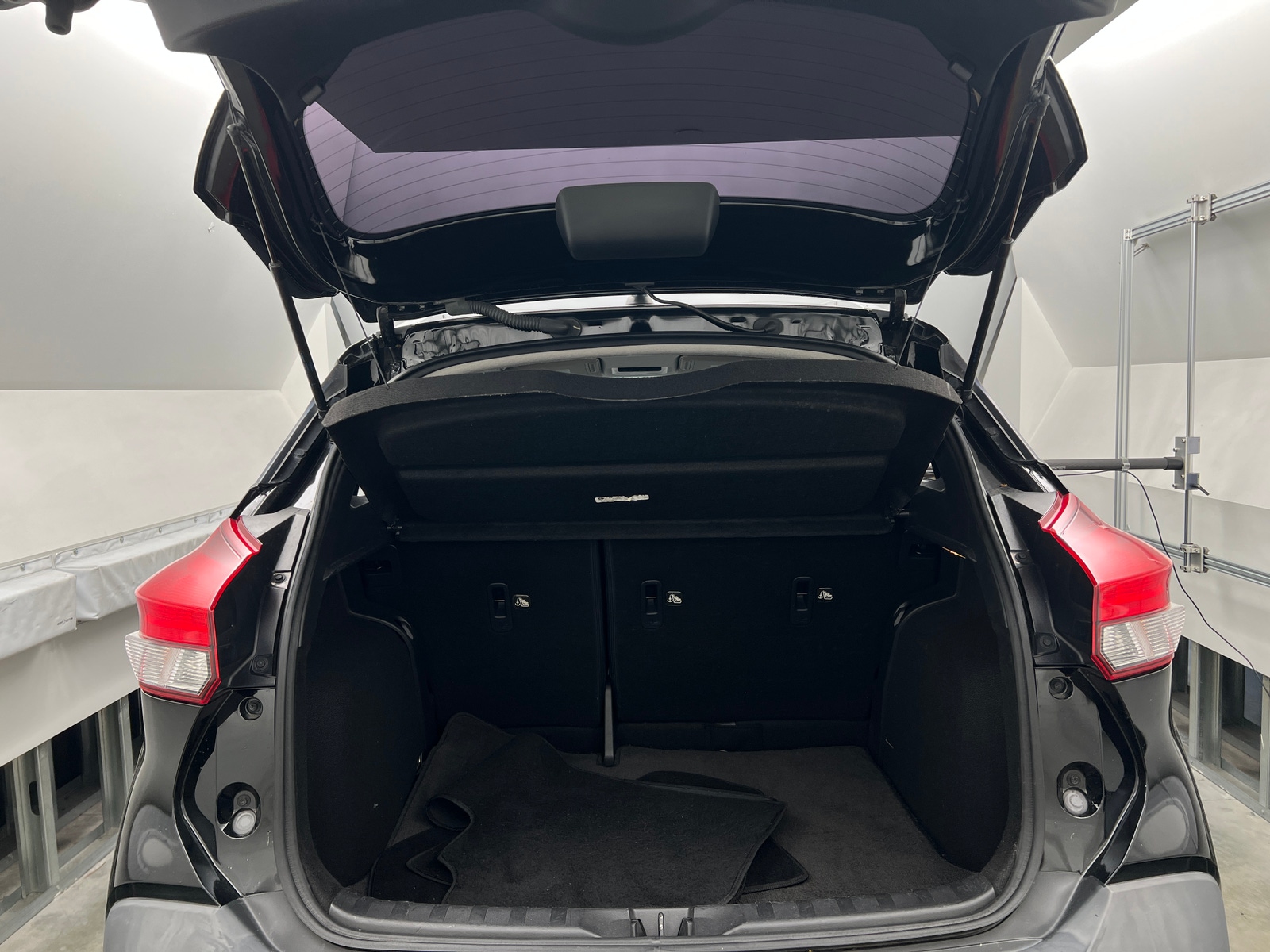 Thumbnail: 2019 Nissan Kicks - 7