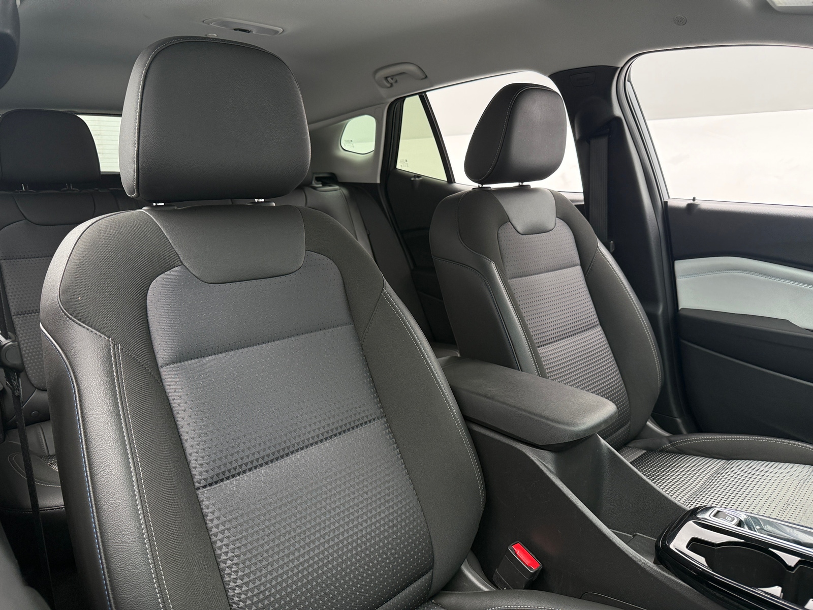 Thumbnail: 2025 Chevrolet Trax - 2