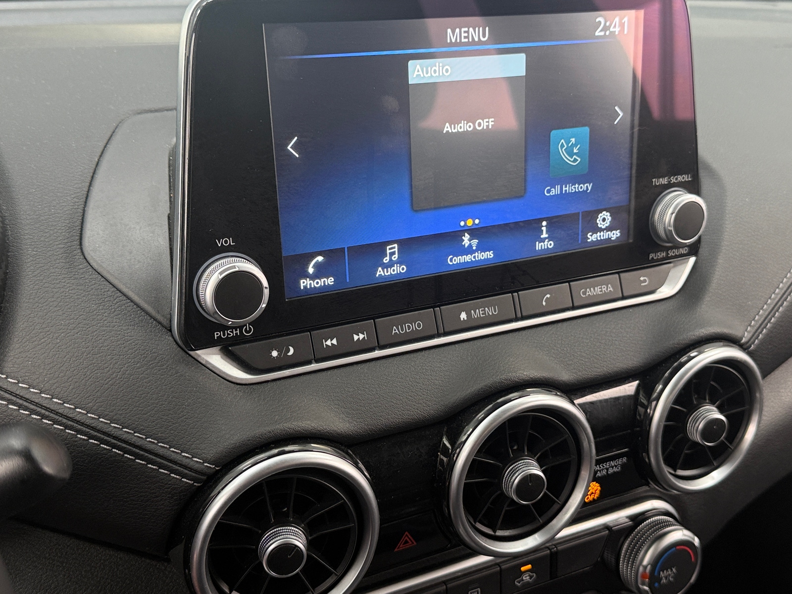 Thumbnail: 2022 Nissan Sentra - 4