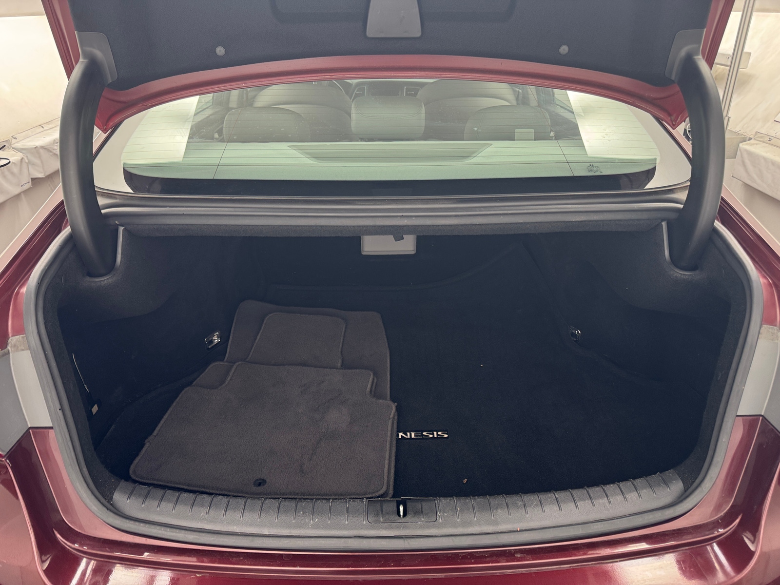 Thumbnail: 2015 Hyundai Genesis - 6