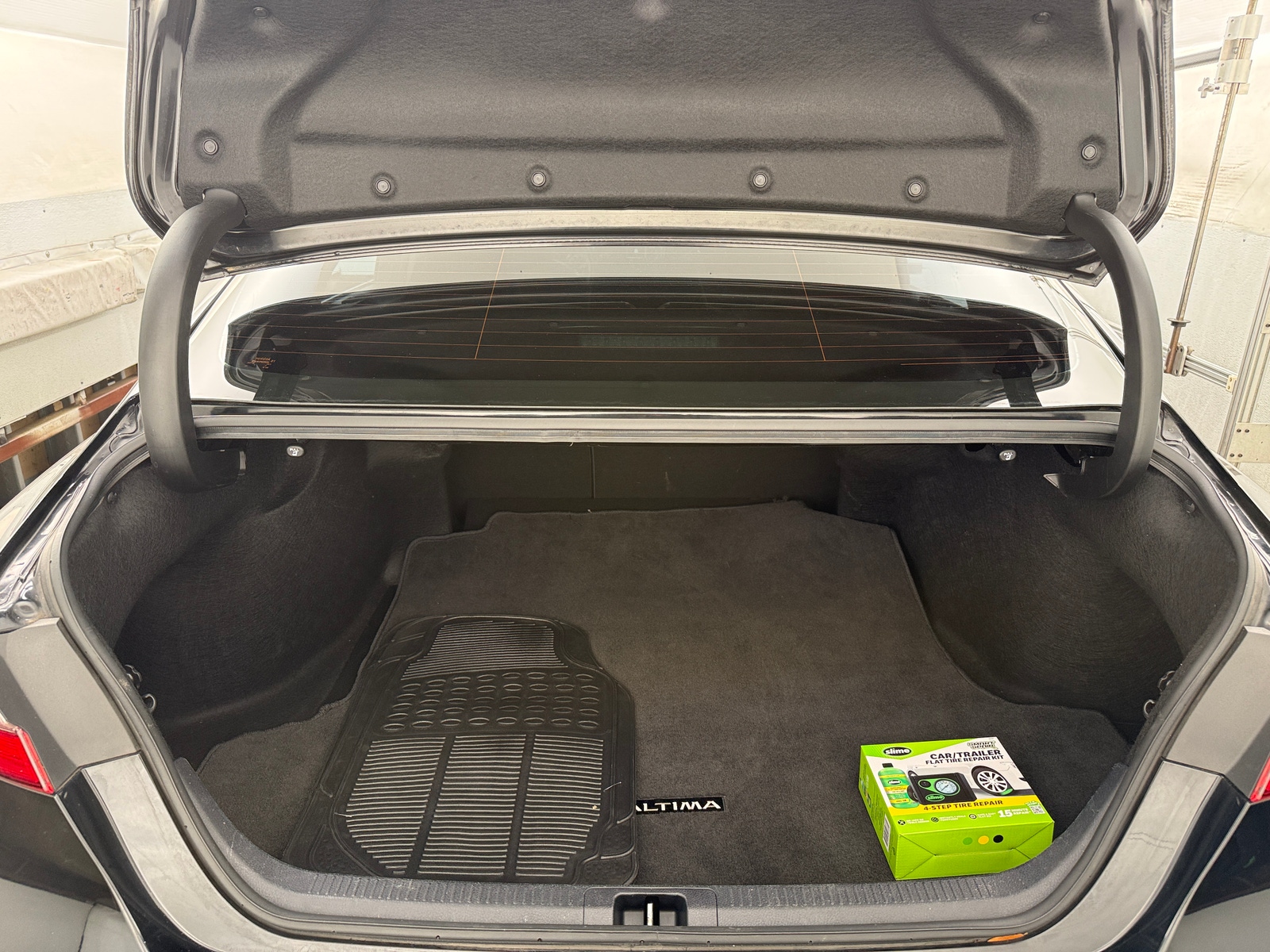 Thumbnail: 2023 Toyota Camry - 7