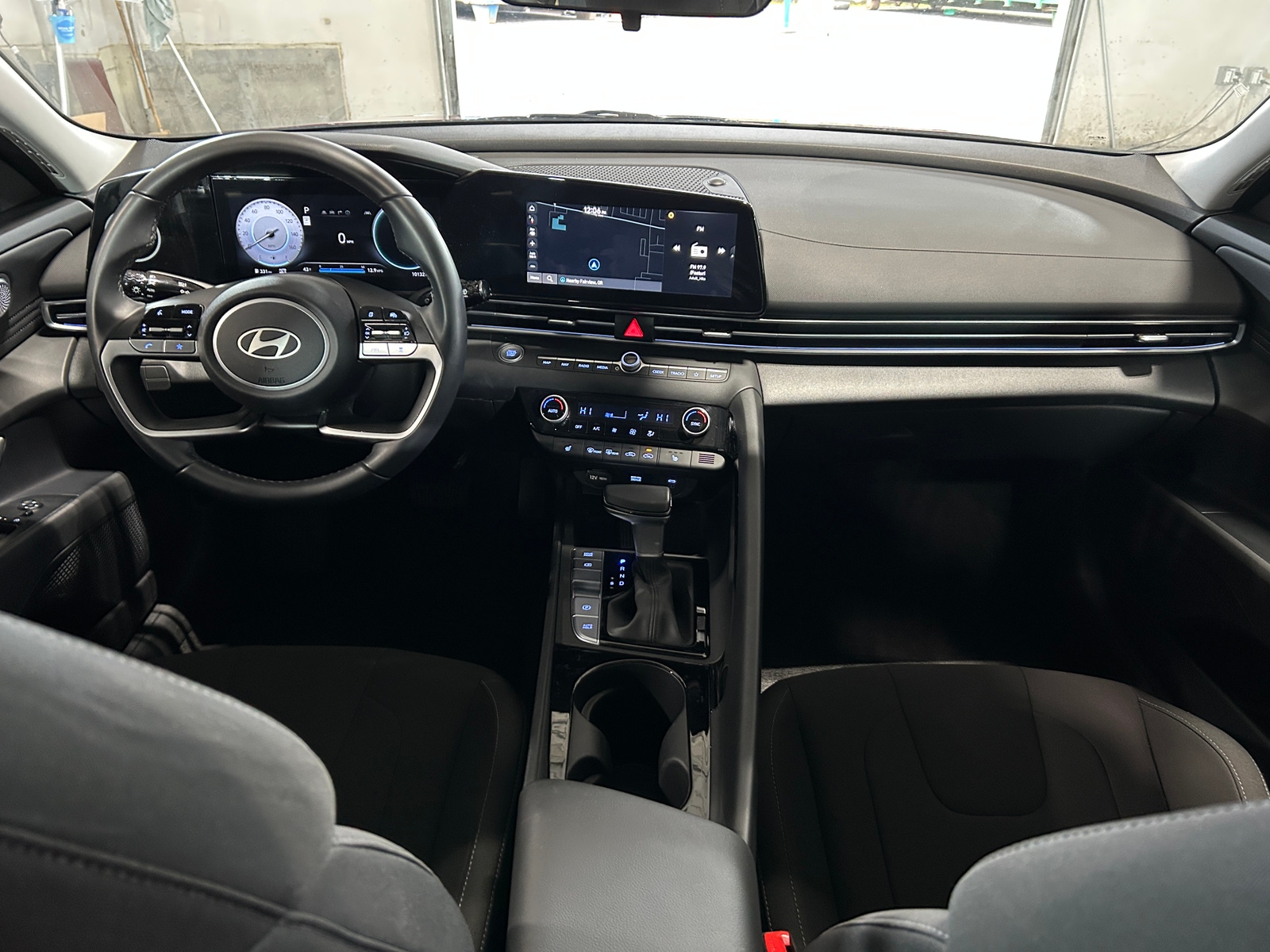 Thumbnail: 2025 Hyundai Elantra - 3