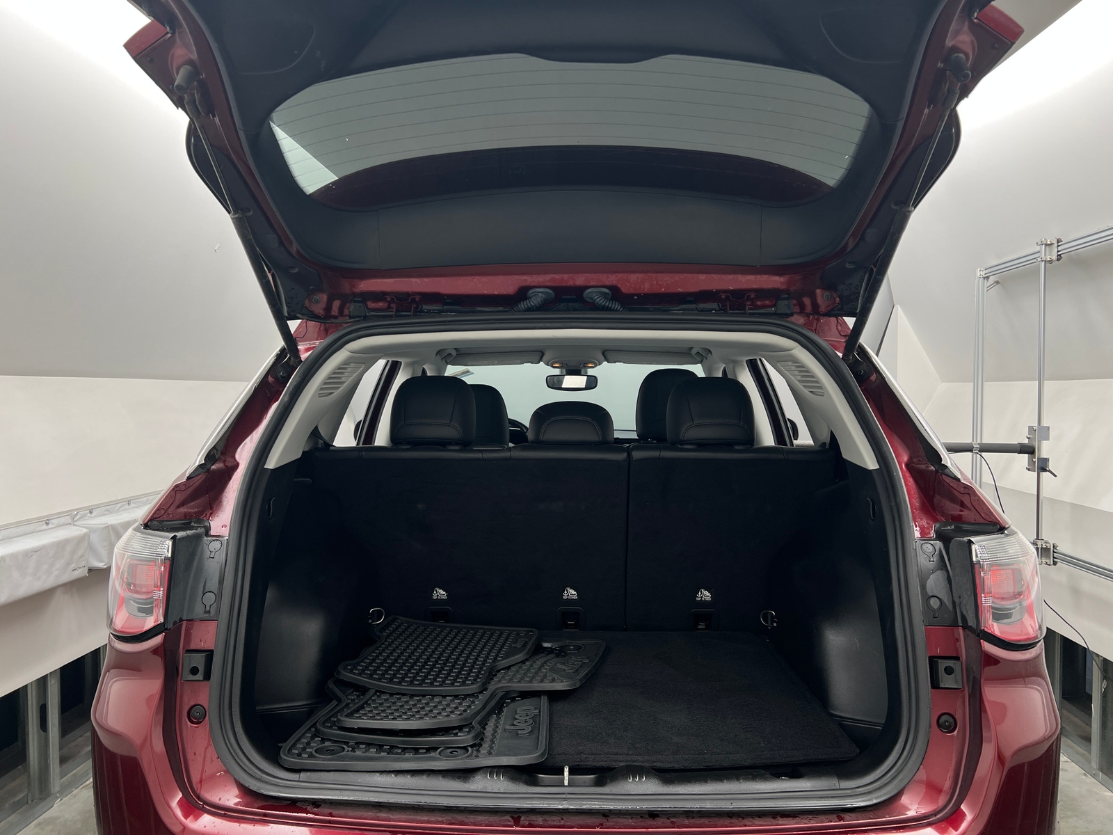 Thumbnail: 2021 Jeep Compass - 7