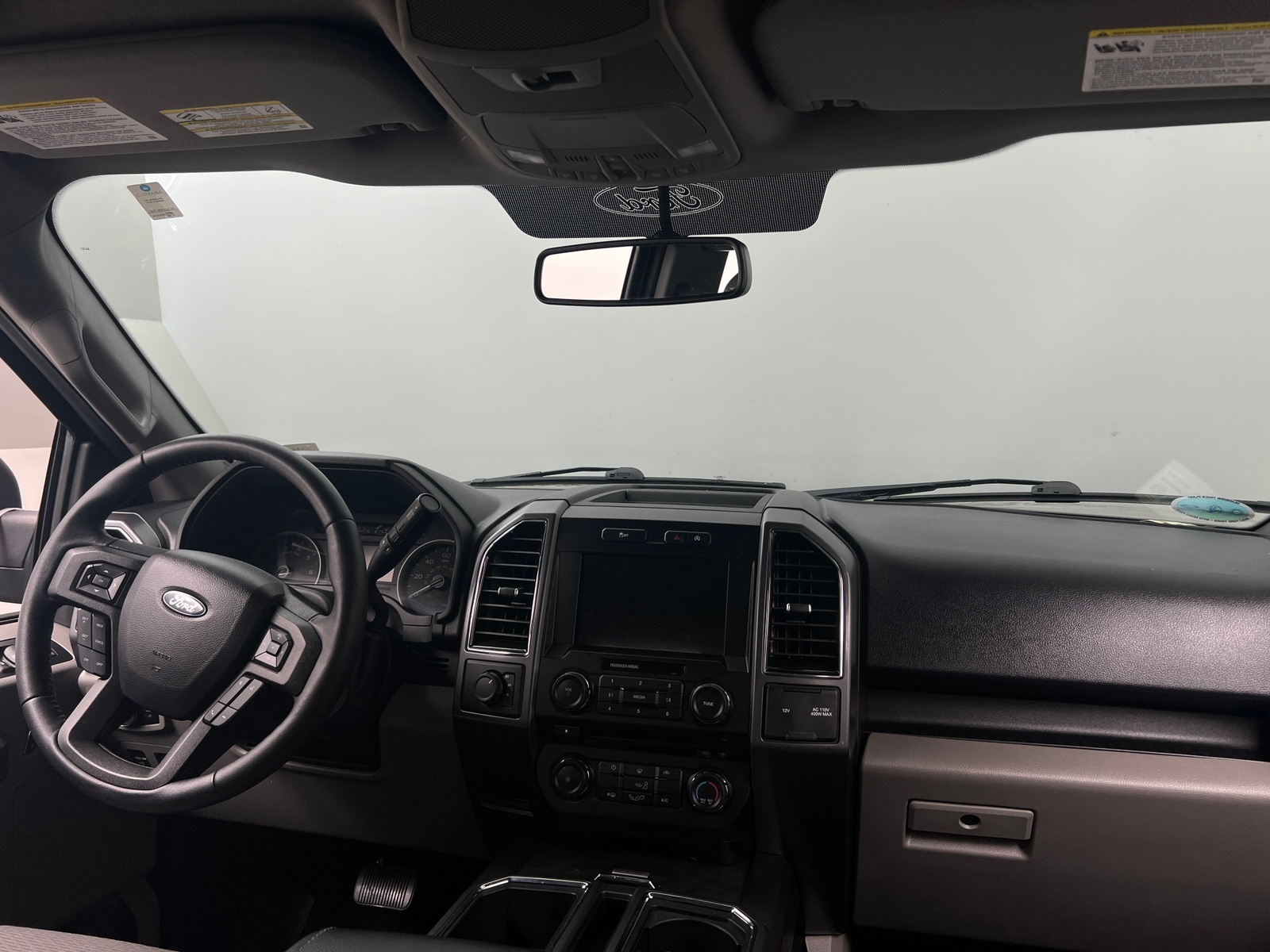 Thumbnail: 2018 Ford Econoline - 3