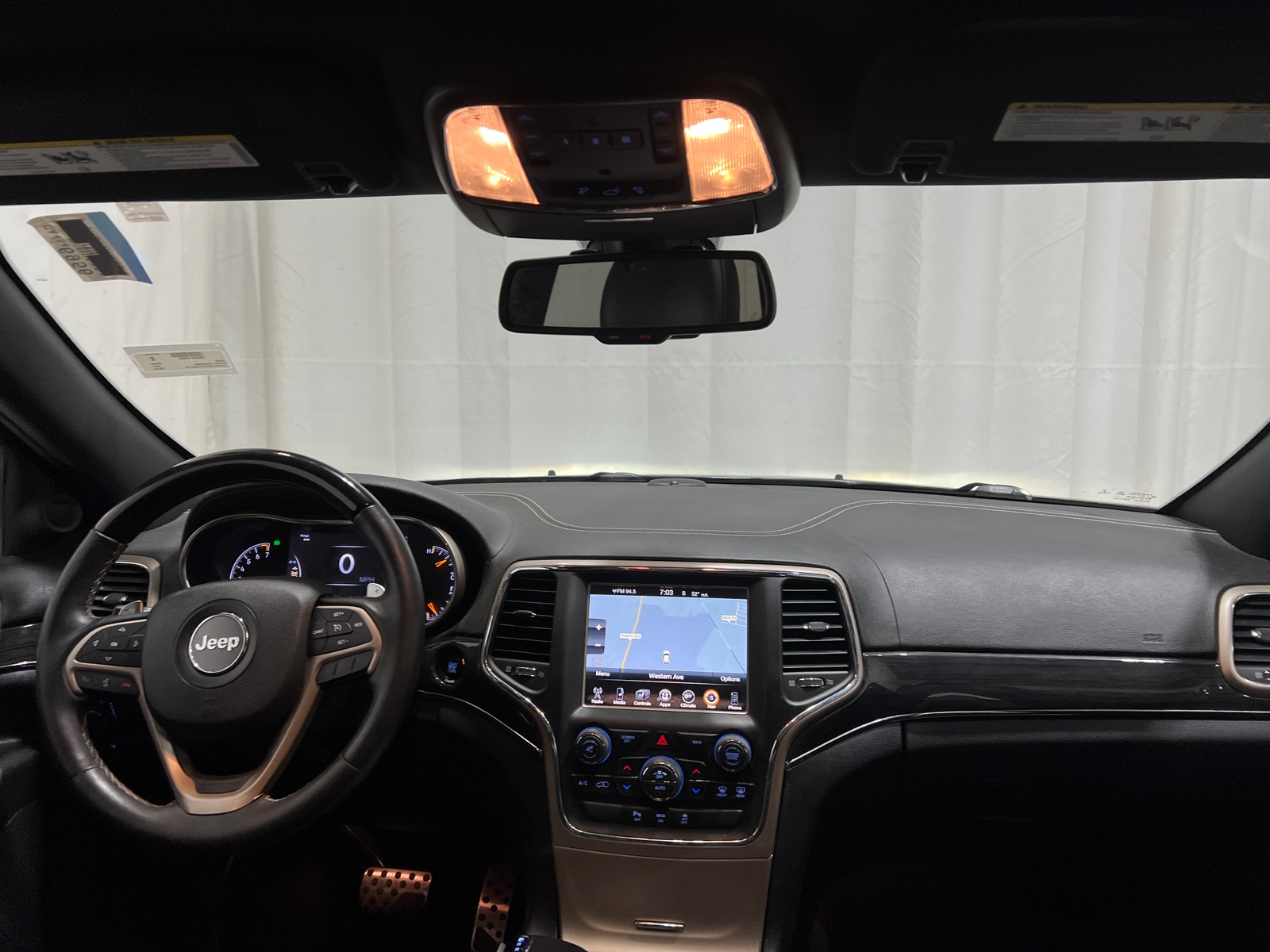 Thumbnail: 2015 Jeep Grand Cherokee - 2