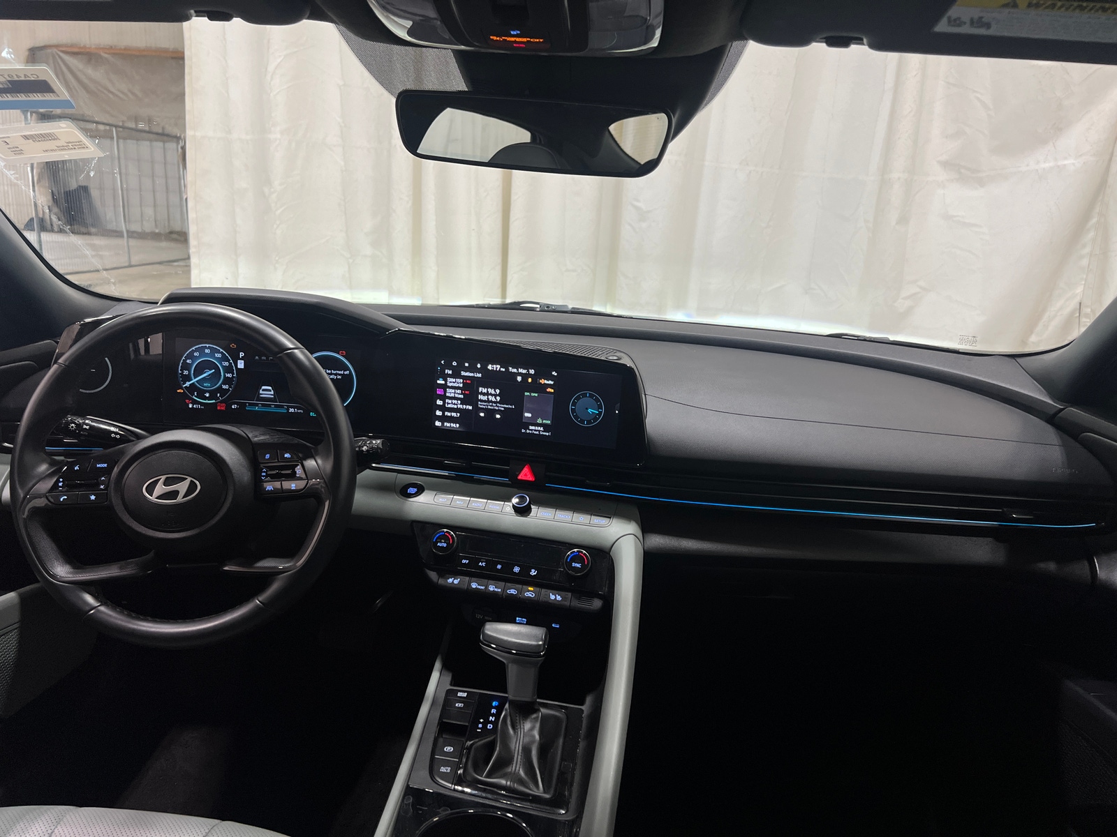 Thumbnail: 2025 Hyundai Elantra - 2