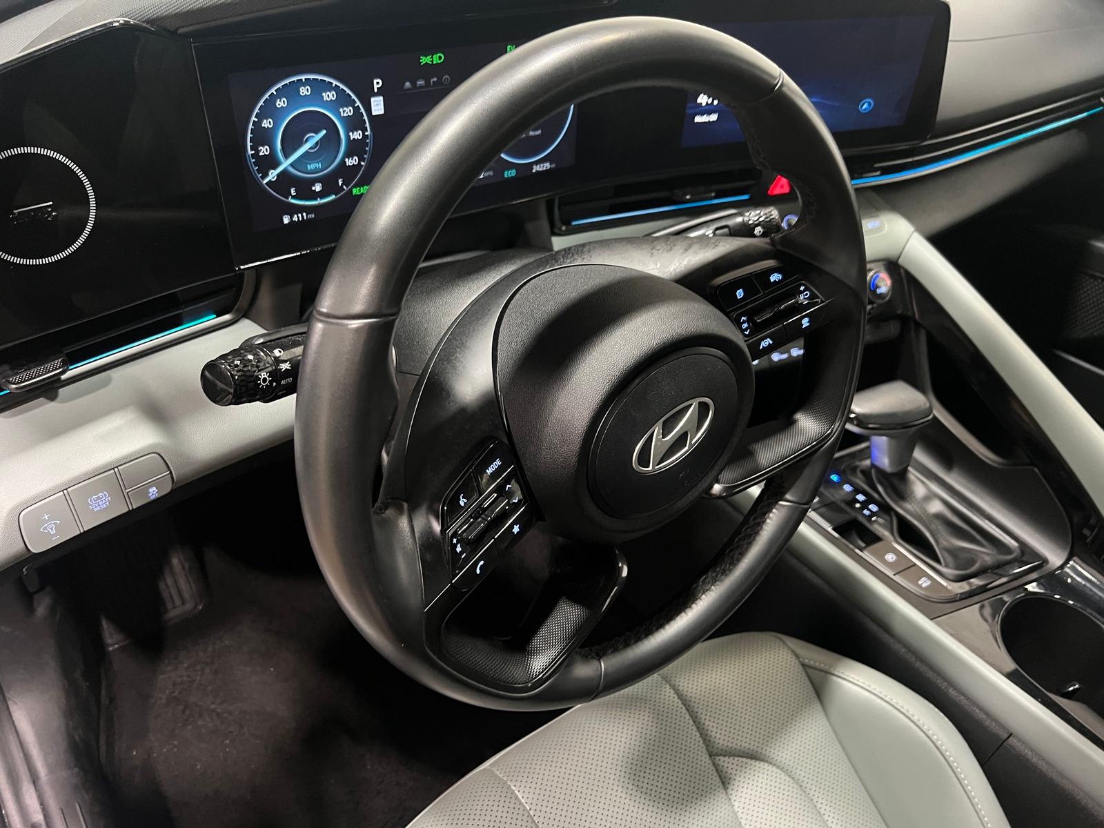 Thumbnail: 2025 Hyundai Elantra - 4