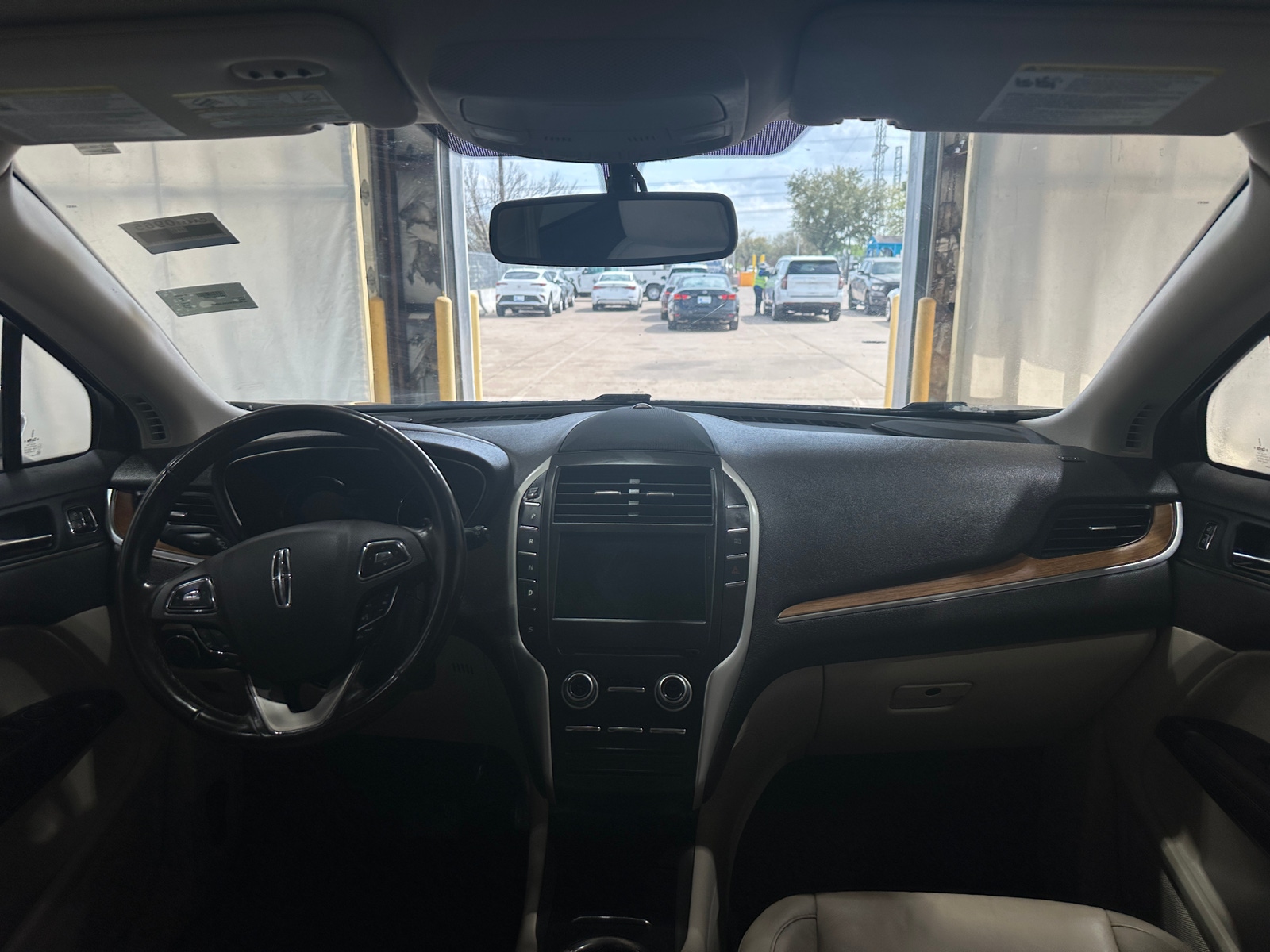 Thumbnail: 2018 Lincoln MKC - 2