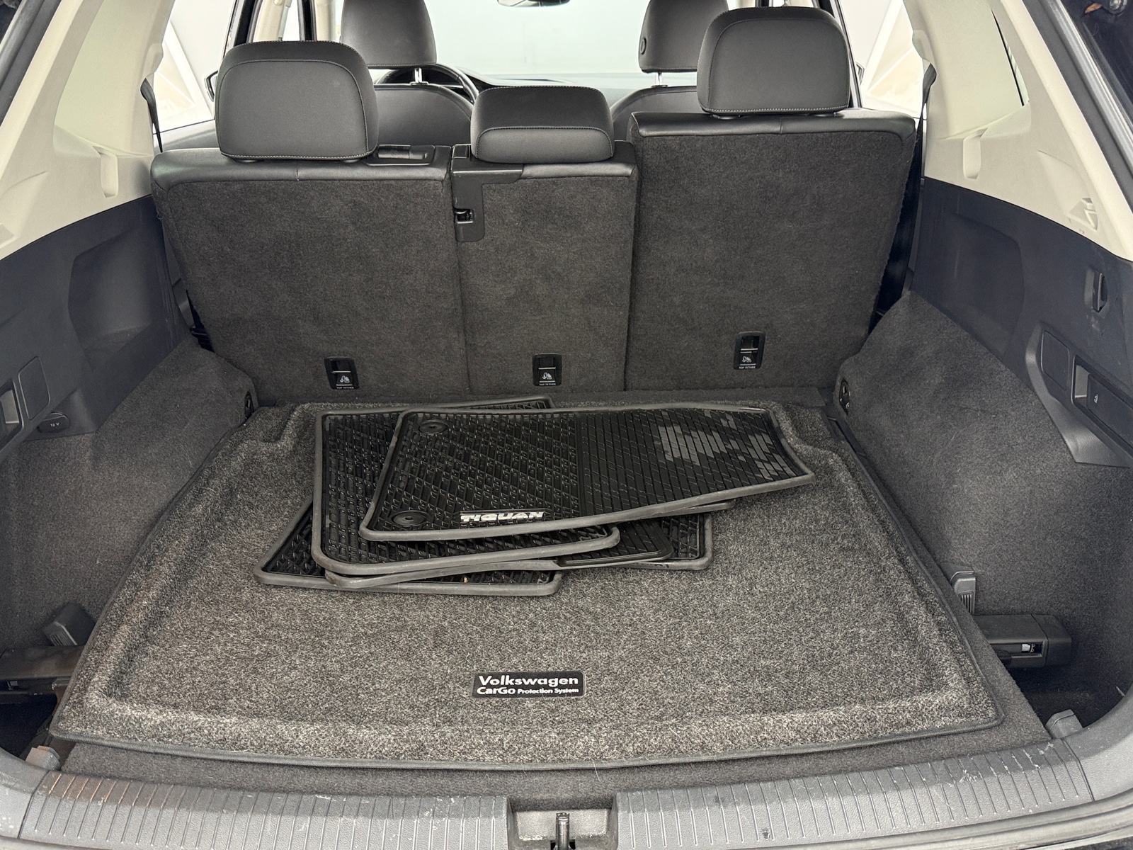 Thumbnail: 2019 Volkswagen Tiguan - 6