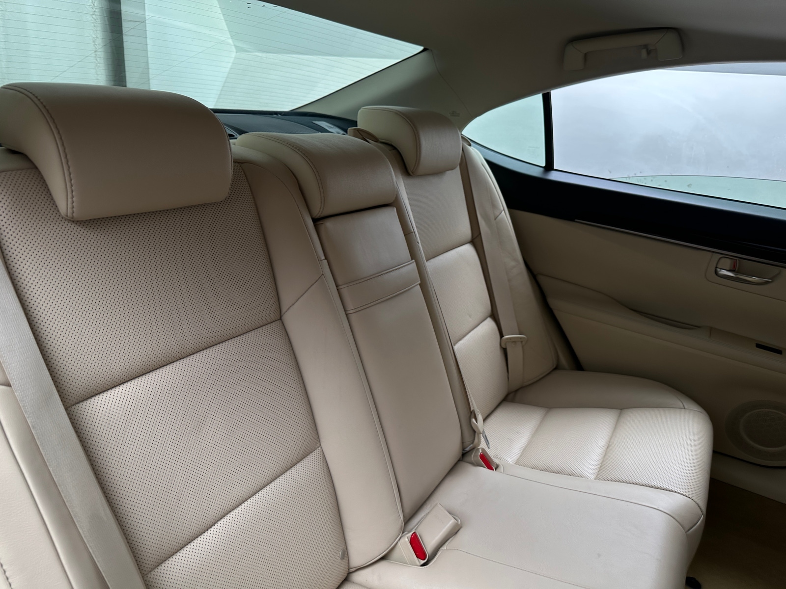 Thumbnail: 2014 Lexus ES - 5