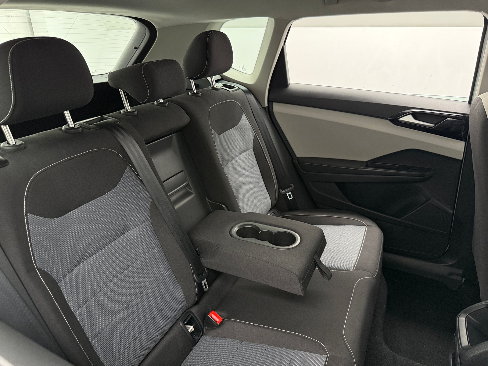 Thumbnail: 2025 Volkswagen Taos - 6