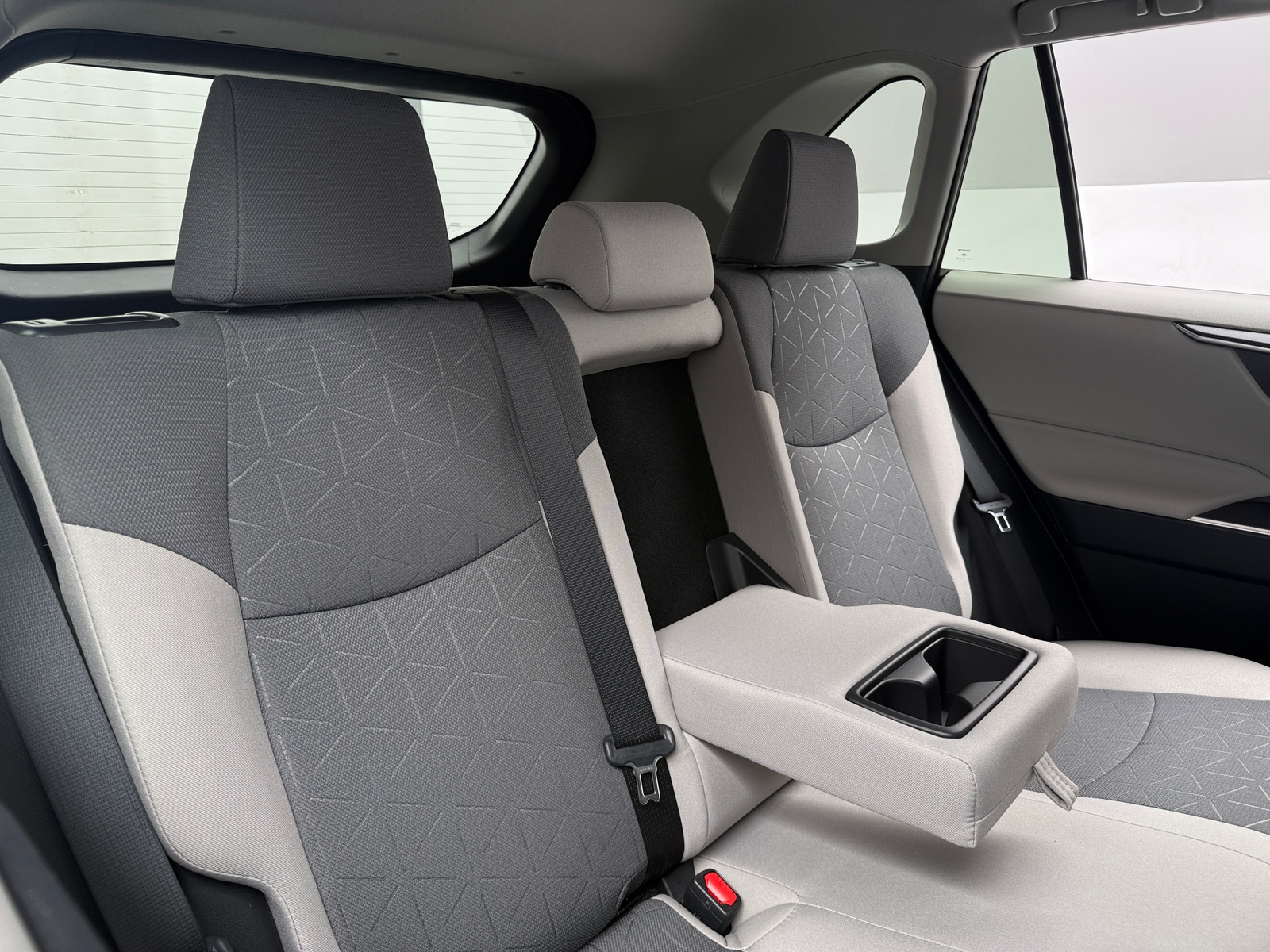 Thumbnail: 2024 Toyota RAV4 - 6