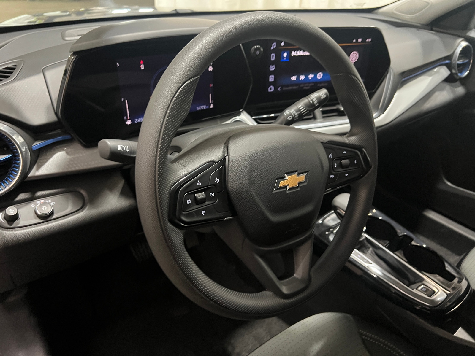 Thumbnail: 2025 Chevrolet Trax - 5