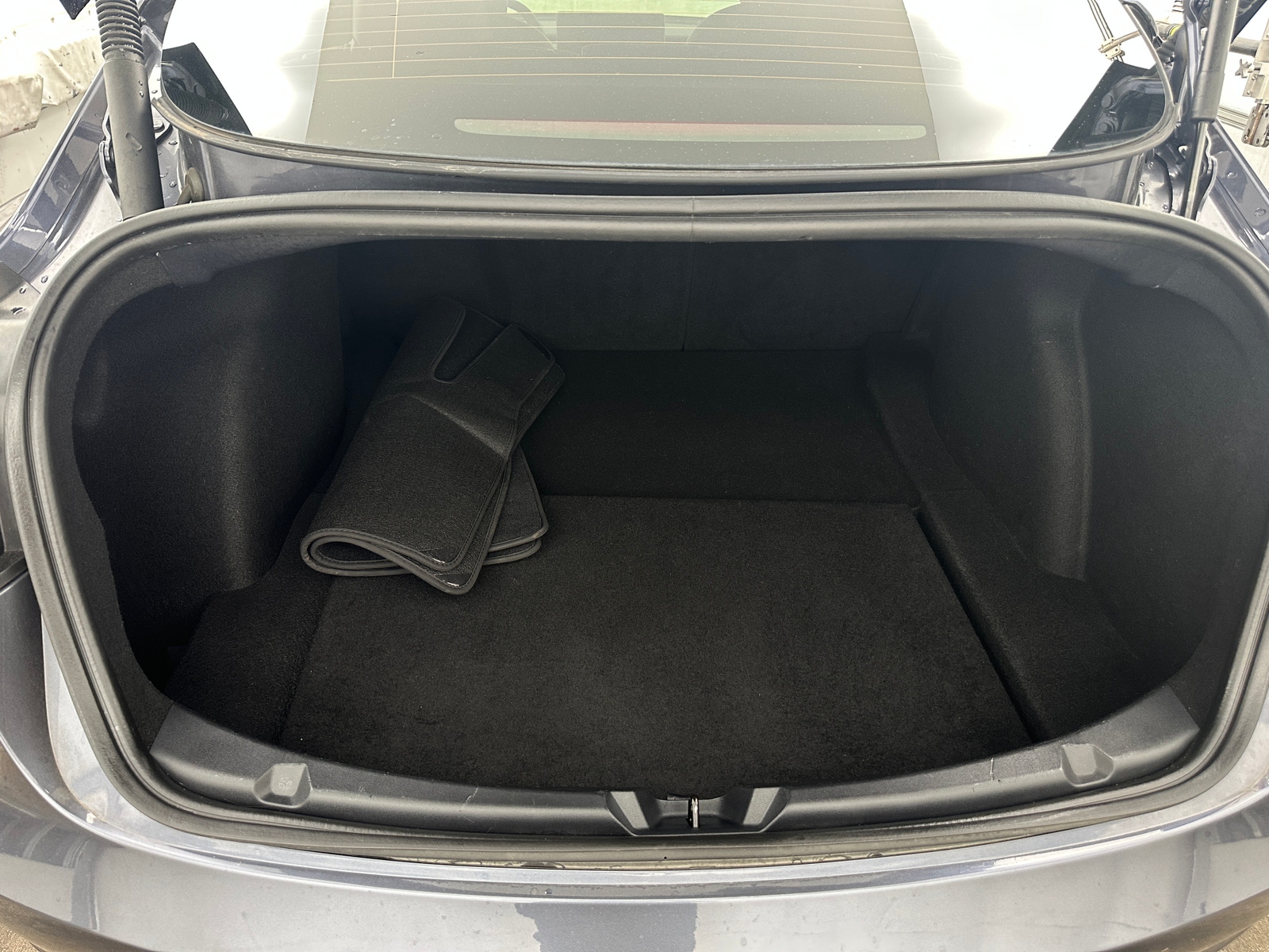 Thumbnail: 2022 Tesla Model 3 - 5