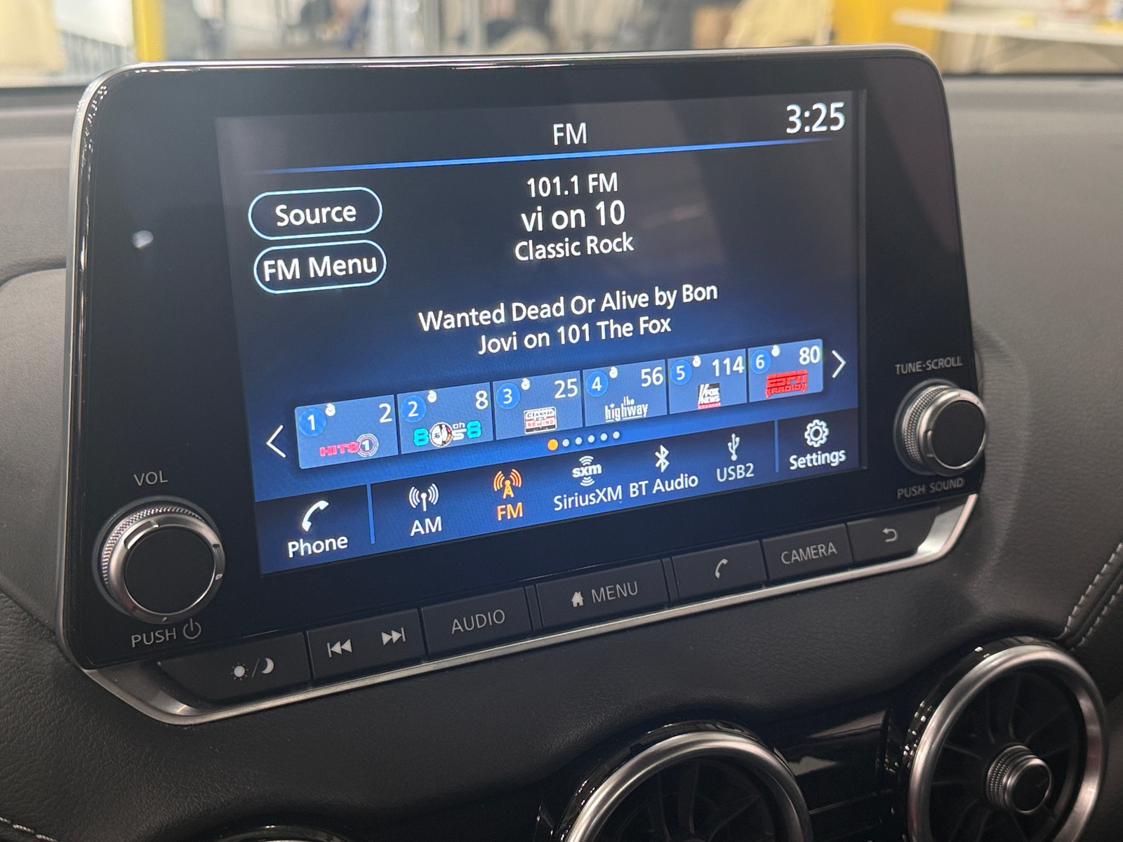 Thumbnail: 2025 Nissan Sentra - 4