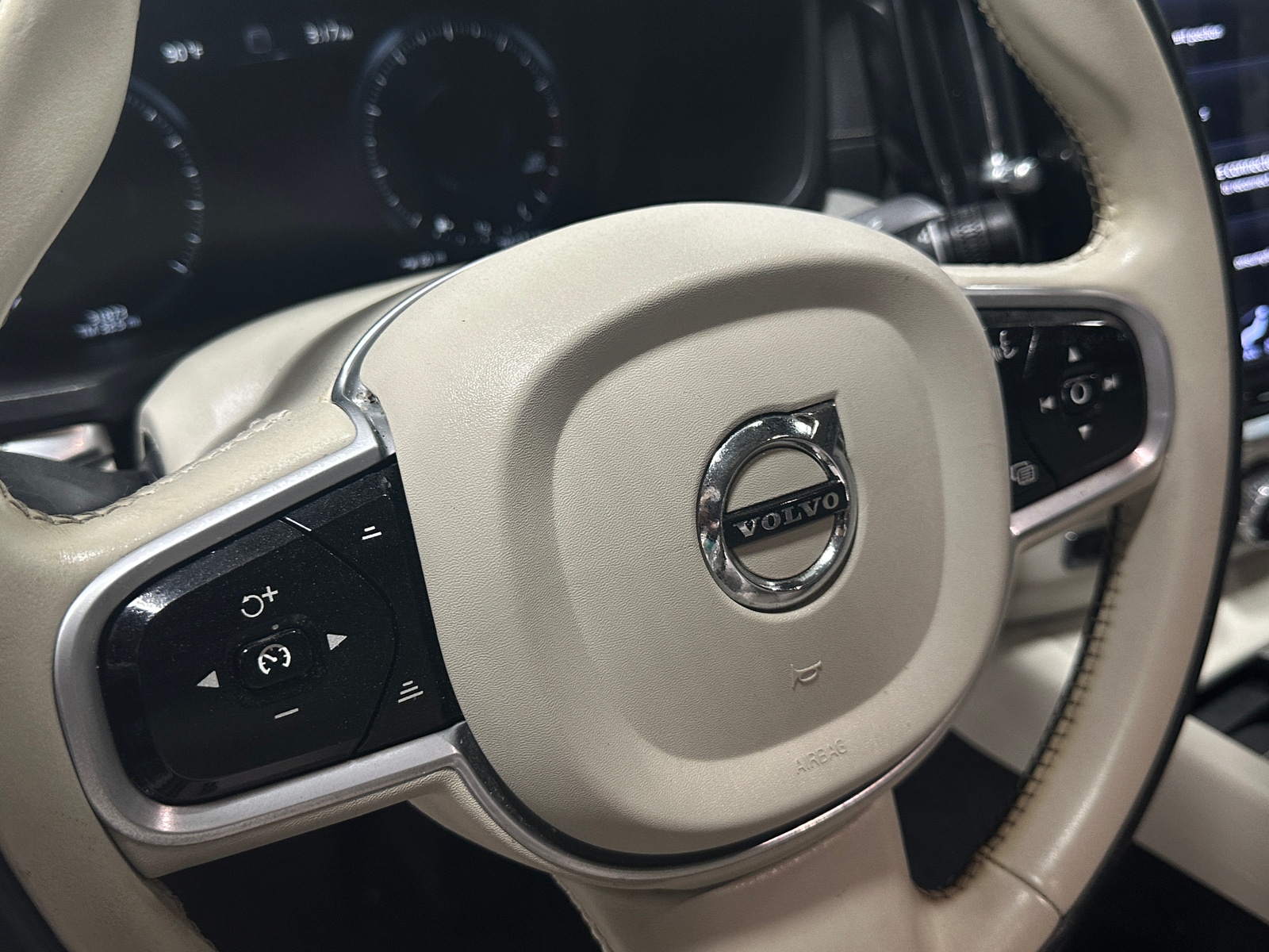 Thumbnail: 2021 Volvo S60 - 4