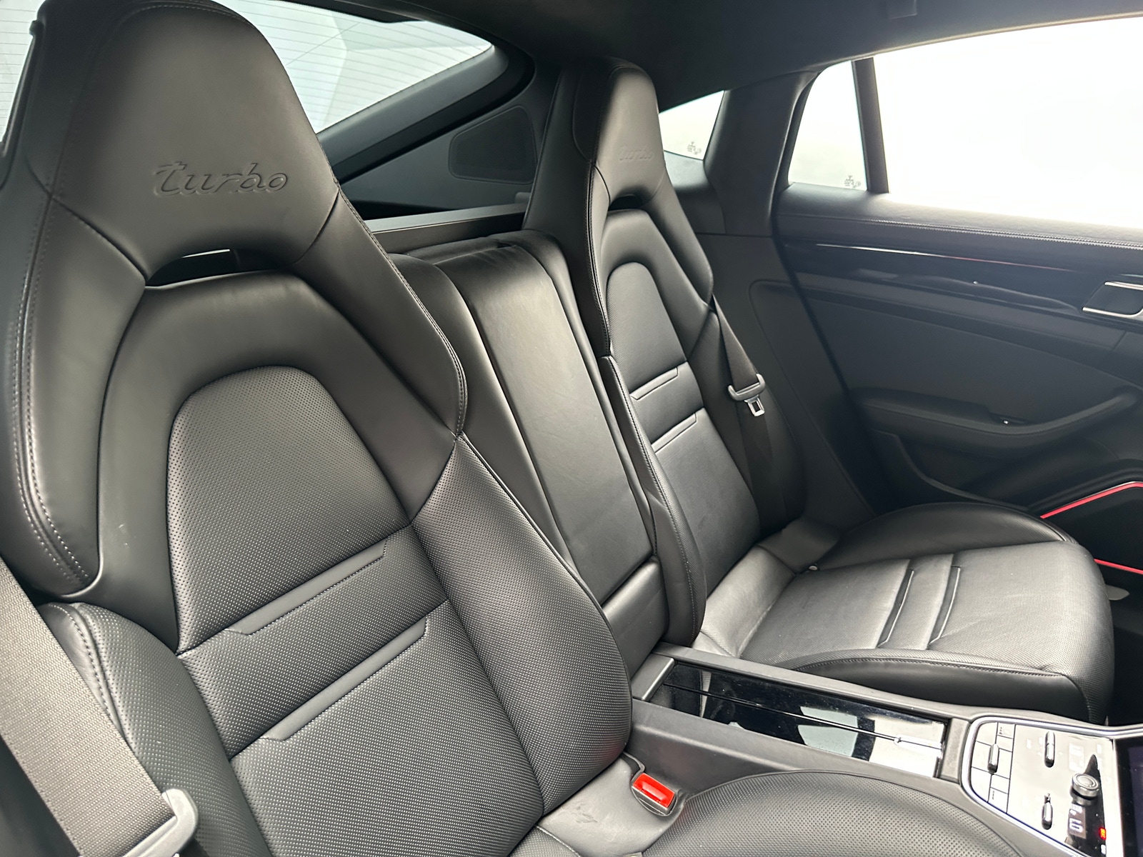 Thumbnail: 2018 Porsche Panamera - 5