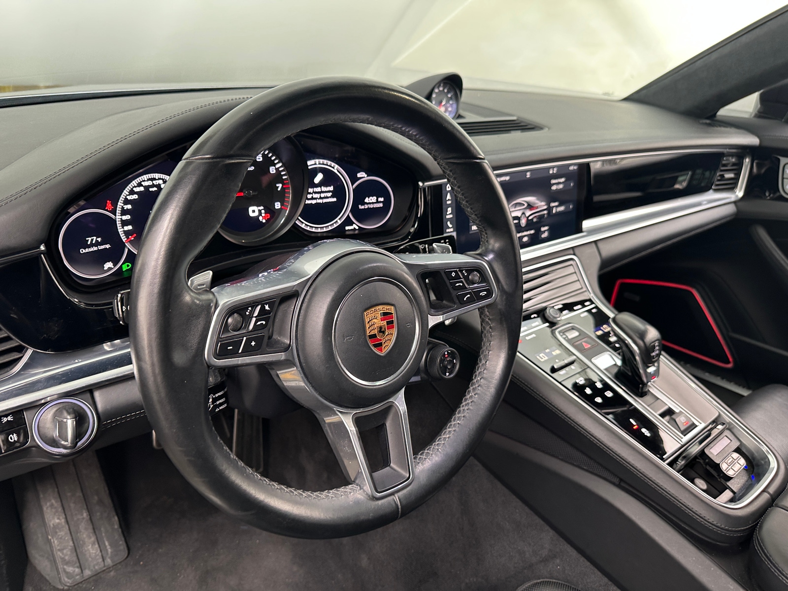 Thumbnail: 2018 Porsche Panamera - 4